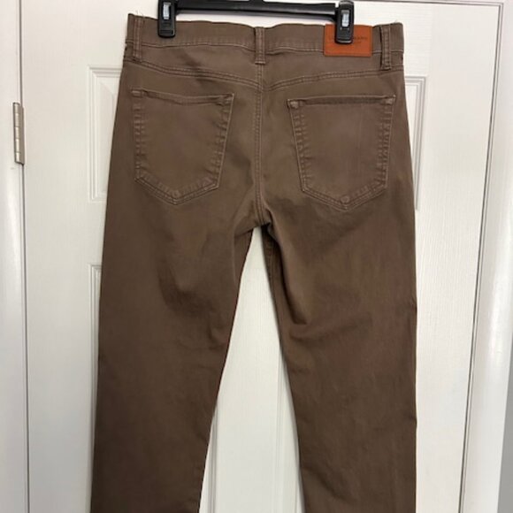 Men's Lucky Brand 121 Slim Straight Stretch Pants Size 32/32 – Dark Khaki/Taupe - Picture 2 of 3